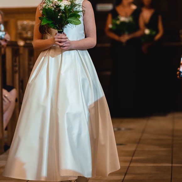 Ivory dress with black ribbon- worn once - - Picture 2 of 3